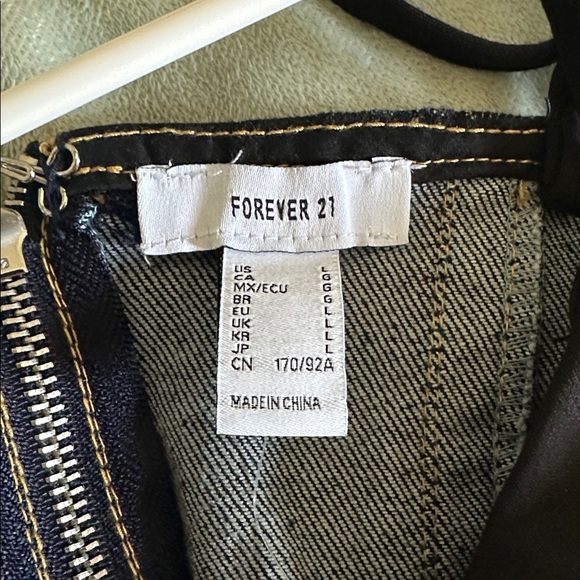 Forever 21 Black and Denim Crop Top - Picture 4 of 7